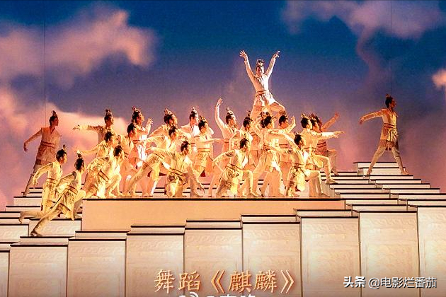 哪吒居功至伟,周深收视最高破12%,芒果台和央视差距终于出来了