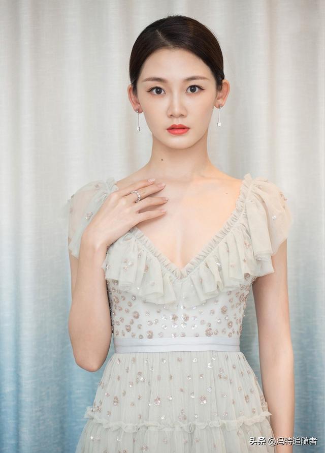 演员：苗苗，代表作品有电影《芳华》