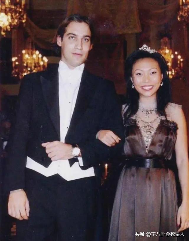 上海这一夜,站在章子怡身边的万宝宝,才是真正的“中国名媛”