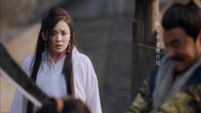 女明星们拍摄MV,个个大放异彩,而她出演的竟是人民日报出品