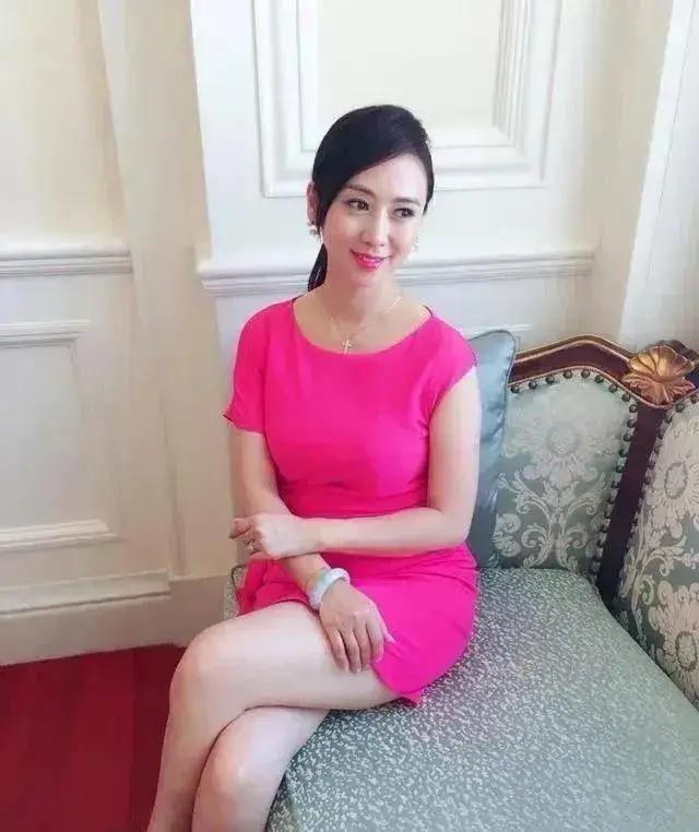情欲交织,港片巅峰!任达华翁虹携手铸就香港情色影史传奇