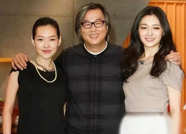 大S罕见露面,参加王伟忠女儿归宁宴,一个细节暴露她的窘迫现状