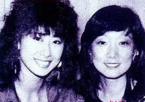 74岁林子祥和60岁叶倩文近照,一个头发花白,一个满脸皱纹