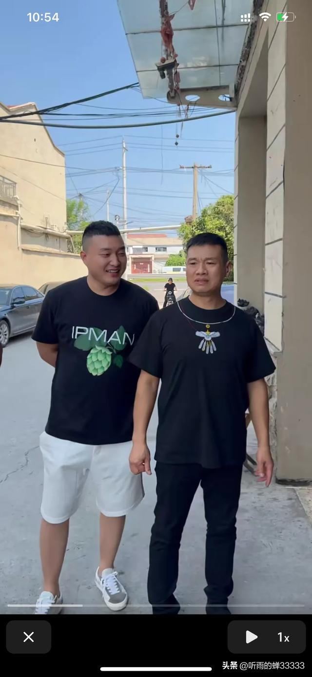 沛县二哥的“六弟”90后亿万富豪郭总陪同达摩团队再拜访二哥父亲