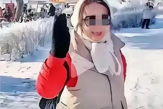 吉林大叔善举遭背弃?重庆女游客“忘恩负义”照片首曝光