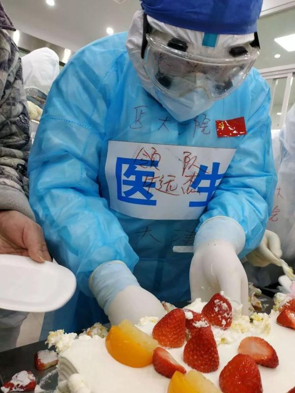战疫日记|这个生日,我们一起过
