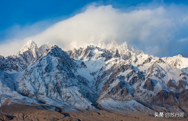 古老的帕米尔高原：相传是不周山，是人界唯一能够到达天界的地方