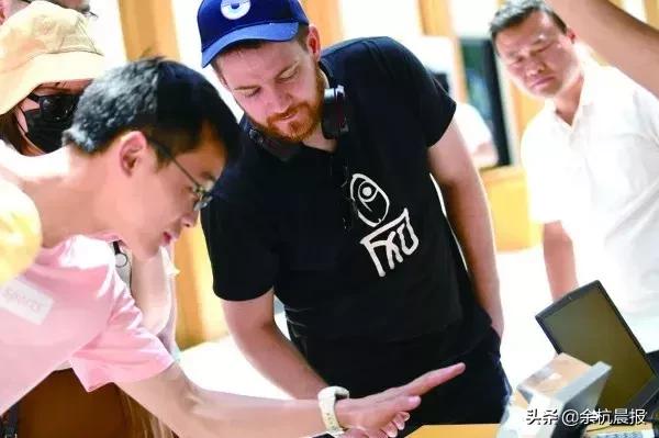 18岁就来中国!向李克强总理介绍自己的产品!这个加拿大人在余杭火了