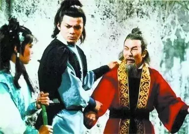除了李兆基,下面8位香港反派演员也不在了,“医生”气质最佳