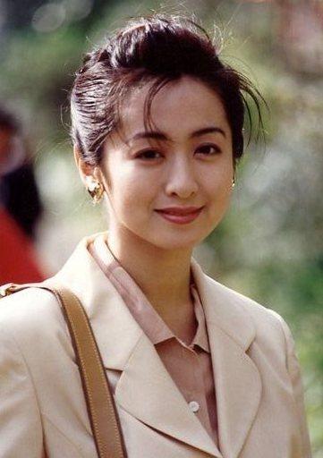 日美魔女齐藤由贵终于离了!出轨已婚医生多年,30年老公黯然离家