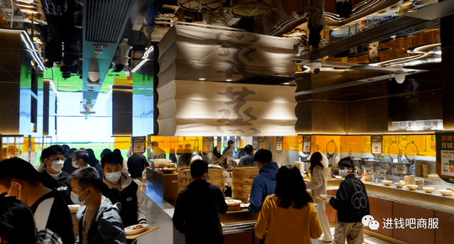现炒快餐品牌“小女当家”火出圈,日均用餐2000人次