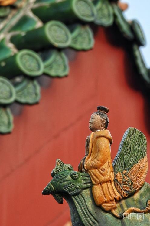 「我在郑州」文物摄影师王羿:用镜头与文物对话