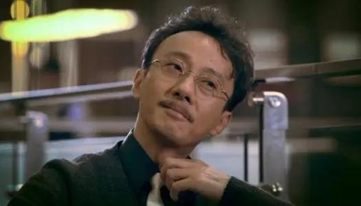 人前老戏骨,人后颠倒黑白,深扒赵立新的荒唐史,比你想得更复杂