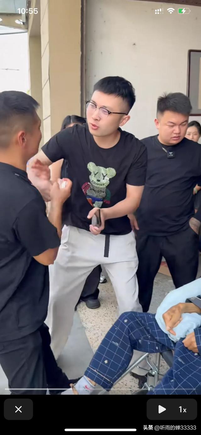 沛县二哥的“六弟”90后亿万富豪郭总陪同达摩团队再拜访二哥父亲