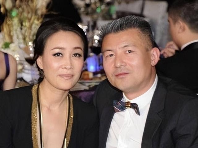 那英:被恩师说是猪脑子,生完孩子后被男友抛弃,恶评刀郎,真假