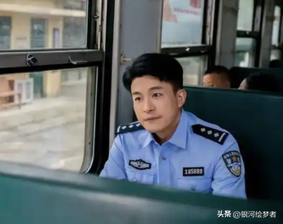 给《驻站》演技很好的10位演员排个名,郭京飞第4名,陈数第7名