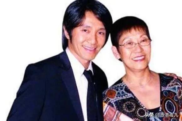 周星驰一生未娶之谜,吴孟达替他说出真相,粉丝听了纷纷落泪