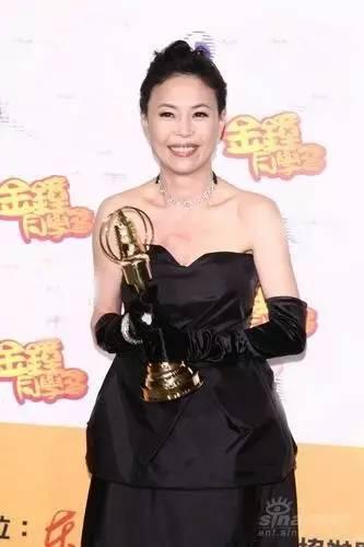 还记得《戏说乾隆》里面的逗比答应春喜么？