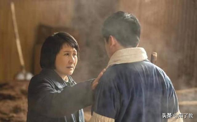 这算朋友吗?秉坤入狱12年,这群人竟然从未帮郑娟修过房子