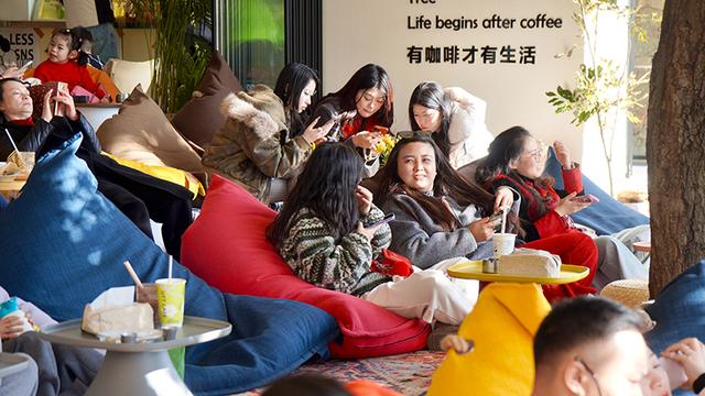 云南澄江:“网红”小湾村掀起“咖啡热”