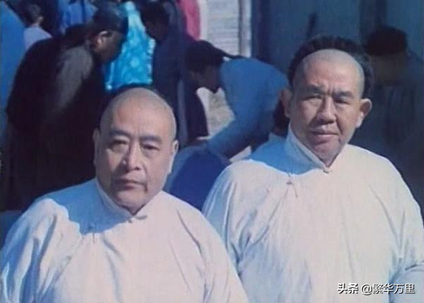 秦二爷的势力,到底有多么大,为何顺天府只抓了常四爷?