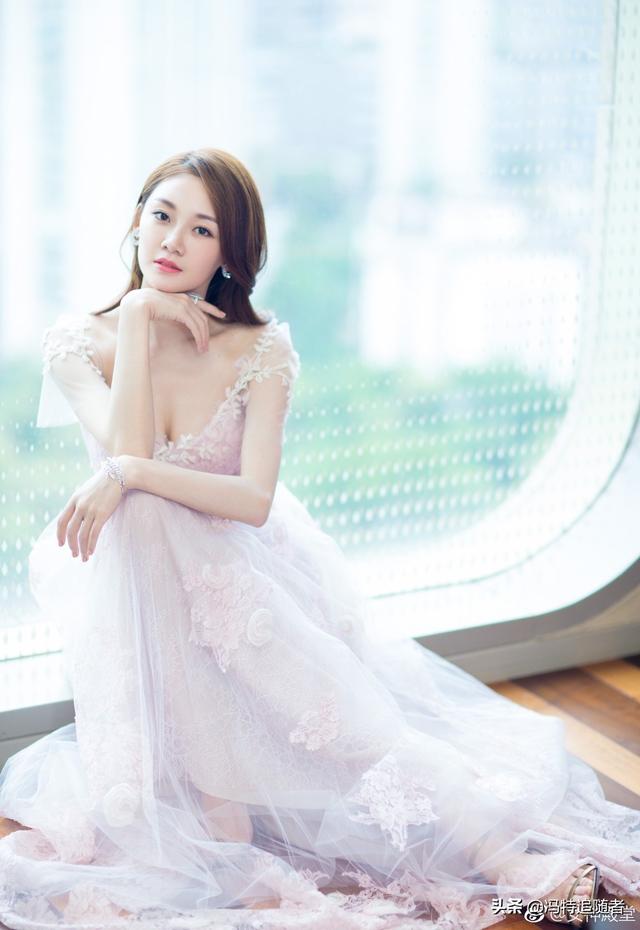 演员：苗苗，代表作品有电影《芳华》