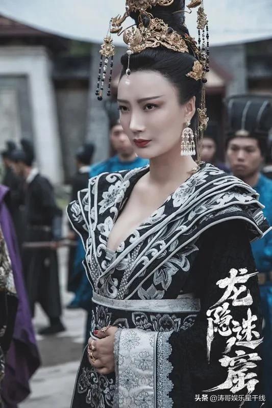 《龙隐迷窟》擦边软情色，王丹妮领衔遭质疑