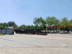 马拉火车(河北游乐场内30元观光车，竟是《让子弹飞》中马拉火车原型？)