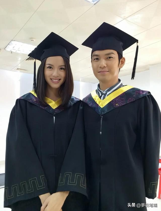 娱乐圈里多数明星的身高都不够真实,但钟汉良183的身高绝对真实
