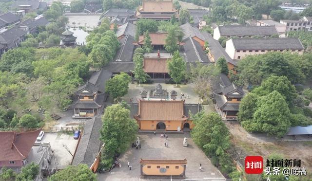 汶川地震寺庙出生的108个“罗汉娃”长大了:有人不想被关注有人觉得“幸运平常”看到僧人会合掌喊“师傅”