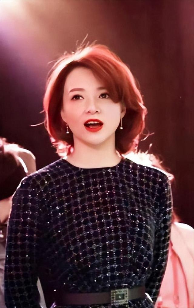央视2025蛇年春晚主持人名单出炉,朱军、董卿、李思思无缘春晚