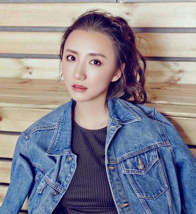 土生土长的湖南怀化籍演员，知名度前十名！