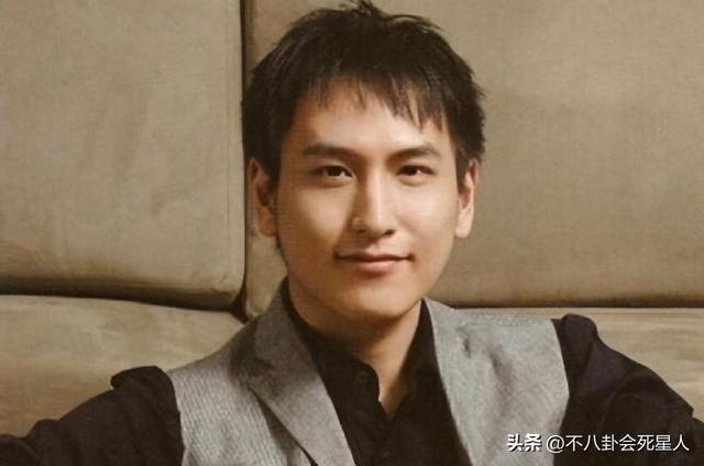 4位大龄未婚百亿富二代,未婚生子,女友换不断,40岁仍单身