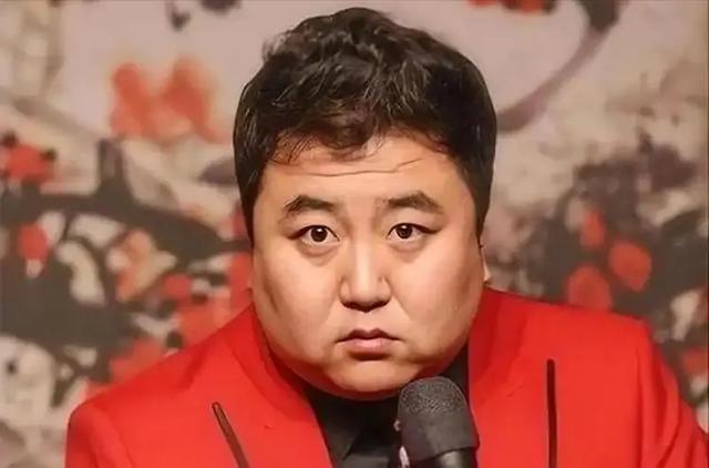 一手好牌打得稀烂！他搭档冯巩春晚一夜爆红，后却成百万诈骗犯