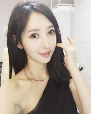 朴佳琳(王思聪后宫颜值最高女主播申仙娥，扭一段大家感受下)