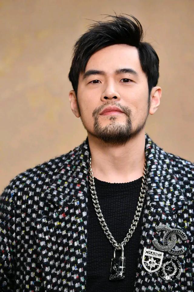 乐坛天王周杰伦要发新专辑
