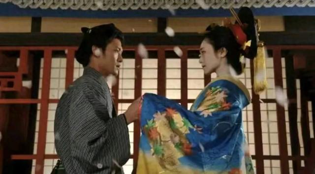 日本大尺度“三级片”【花宵道中】女主的颜值身材谁不迷糊!