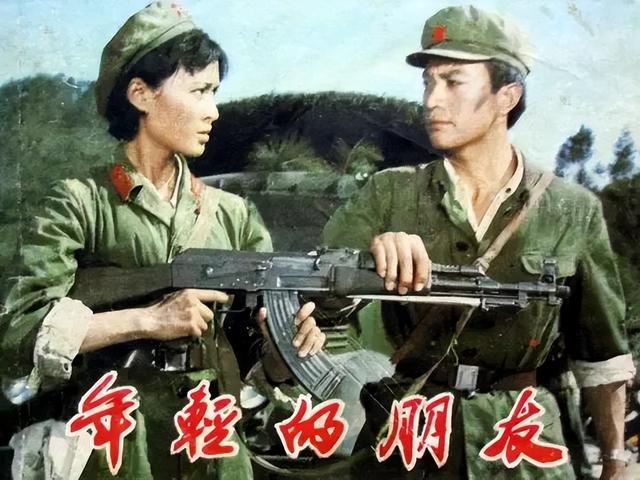 五四青年节|今天,一起重温这几首难忘的青年歌曲