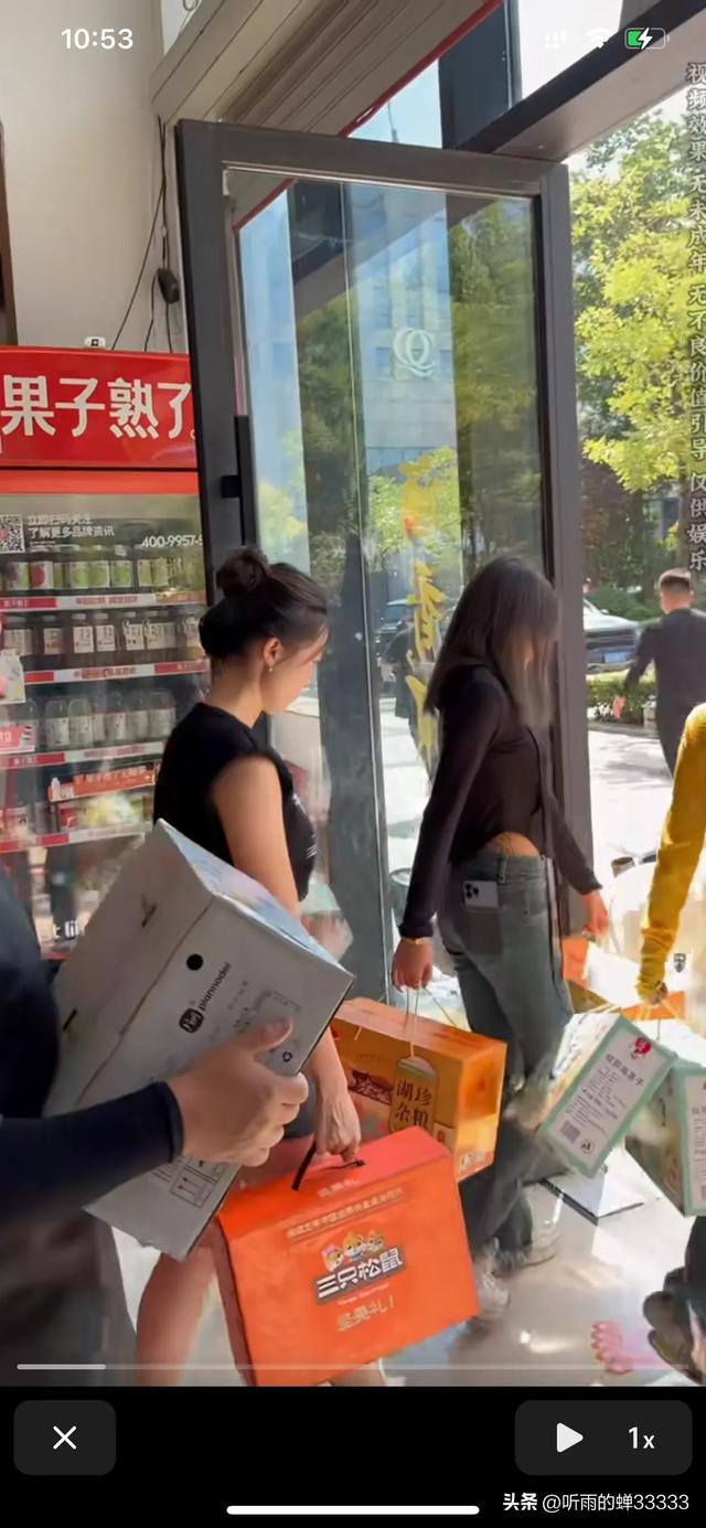 沛县二哥的“六弟”90后亿万富豪郭总陪同达摩团队再拜访二哥父亲