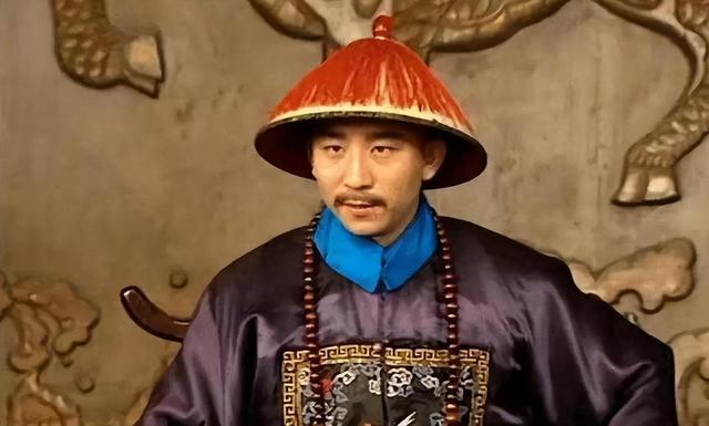 他是游手好闲的浪荡公子,父亲花光家产为他买官,结果令人意外!