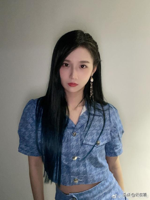美女艺人GNZ48-刘力菲可爱美照欣赏,好看啊