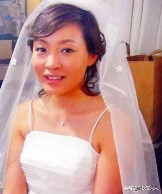 2009年,歌手陈琳为何选在前夫生日、二婚100天时跳楼自杀?