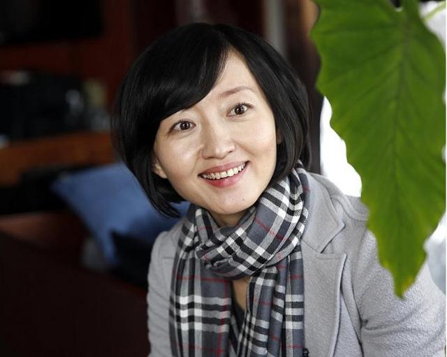 发表辱华言论、移居美国,“公知女神”柴静,如今下场咎由自取!