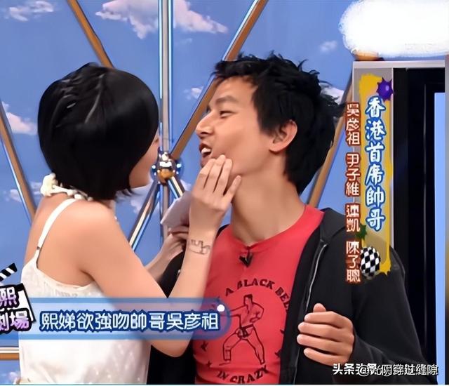 不忍直视!女明星耍流氓毁三观,脱裤索吻摸屁股,男人都自愧不如
