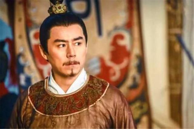 公公丈夫情人儿子,杨玉环是如何从清纯女子,到无法收拾情感的