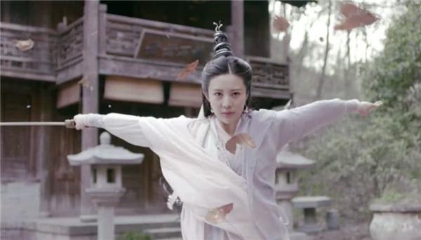 倚天屠龙记3:张无忌诞生荒岛,纪晓芙心系杨逍