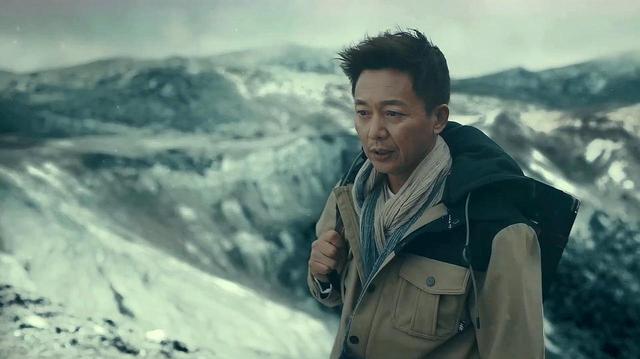 刘奕君:人生低谷期净身出户,二婚娶小娇妻终获幸福