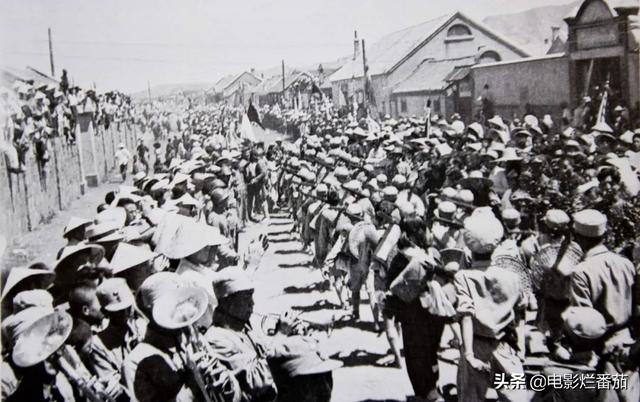 1986年《血战台儿庄》创2.7亿票房纪录,最贴近史实的巨制