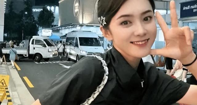 恭喜,27岁乒乓球国手妻子曝光,姐弟恋,女方颜值惊艳,家世显赫