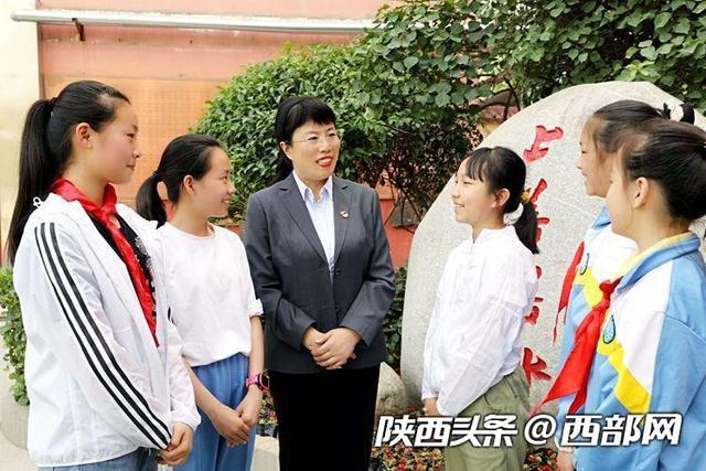 百名校长谈“双减”丨西安市庆安小学教育集团总校校长马玲:课堂做到有趣味、有参与、有思考、有掌声